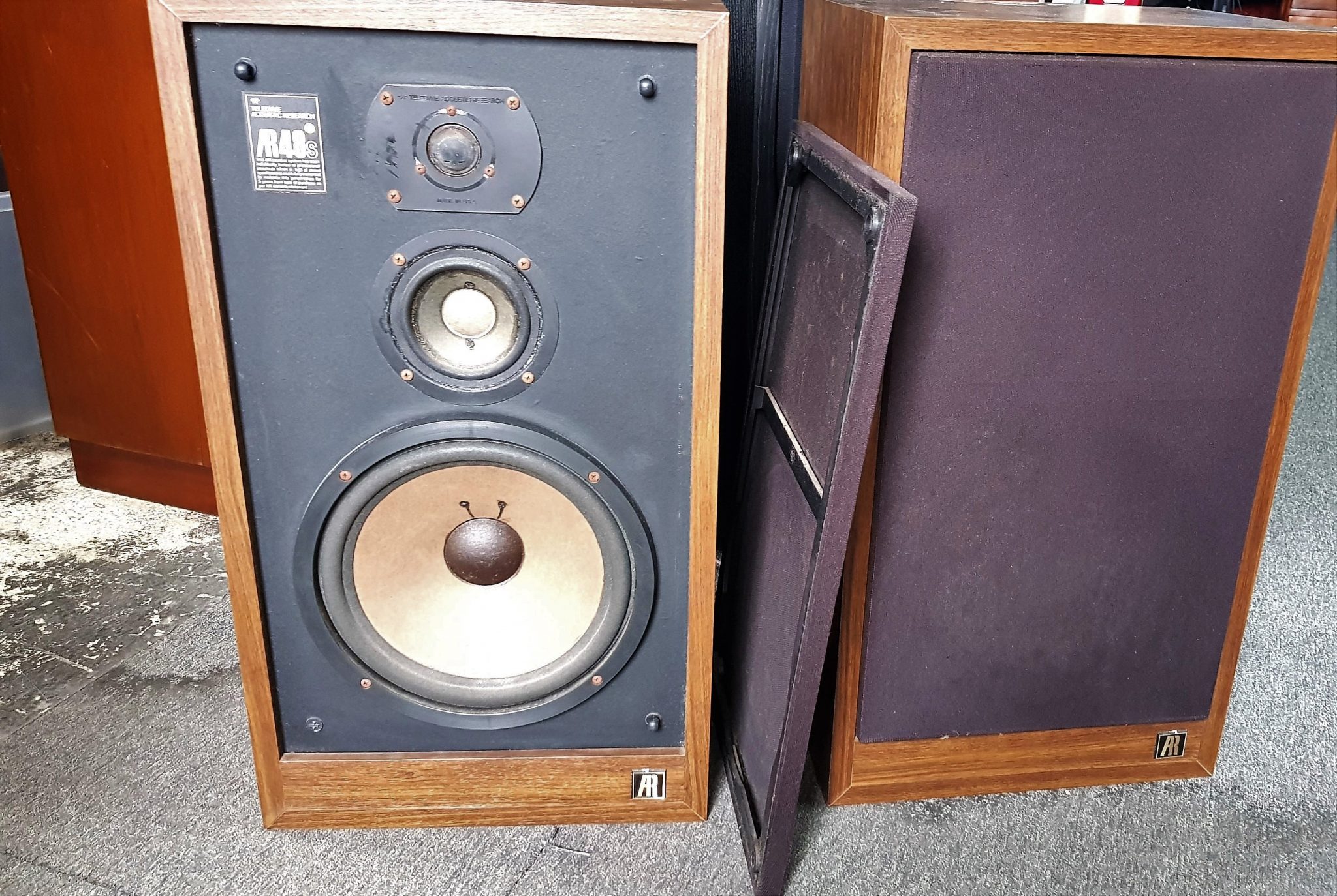 Vintage Speakers – Vintage Audio World.com